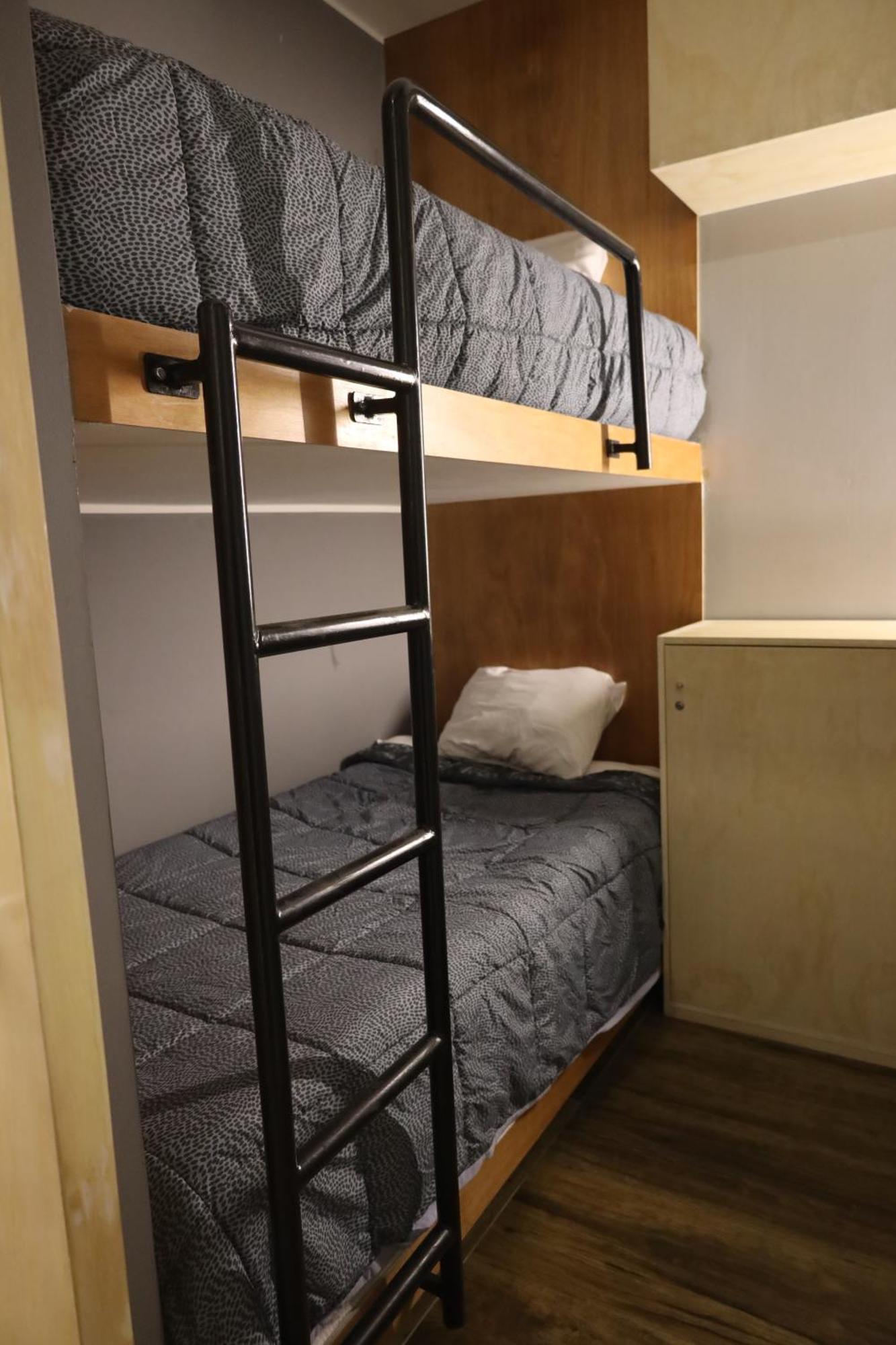 Sabina Aeropuerto Hostel Lima Room photo