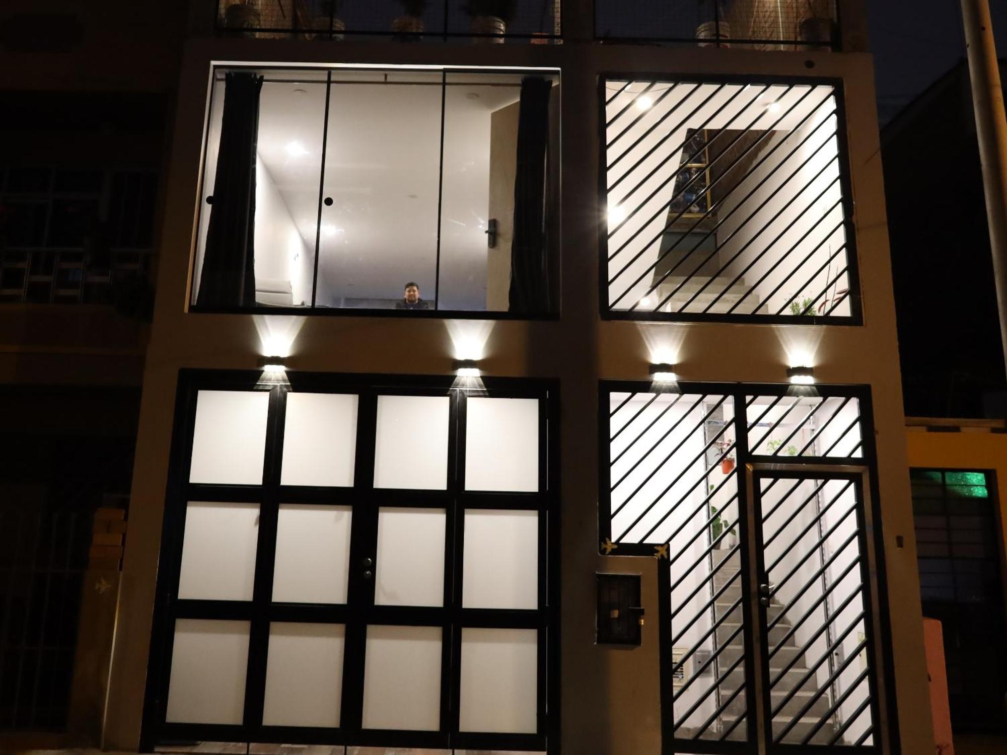 Sabina Aeropuerto Hostel Lima Exterior photo